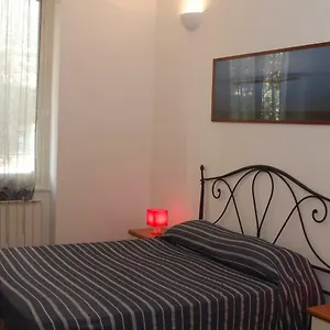 https://perdiana-house.hotelitalianriviera.com
